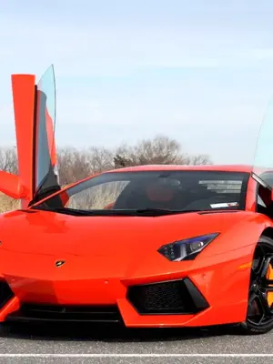Lamborghini Aventador lp700