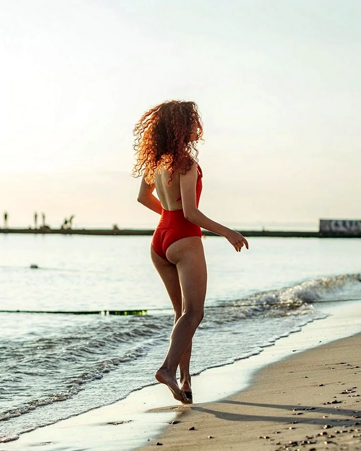 Яна Глущенко