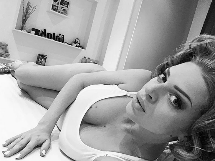 Яна Глущенко горячие